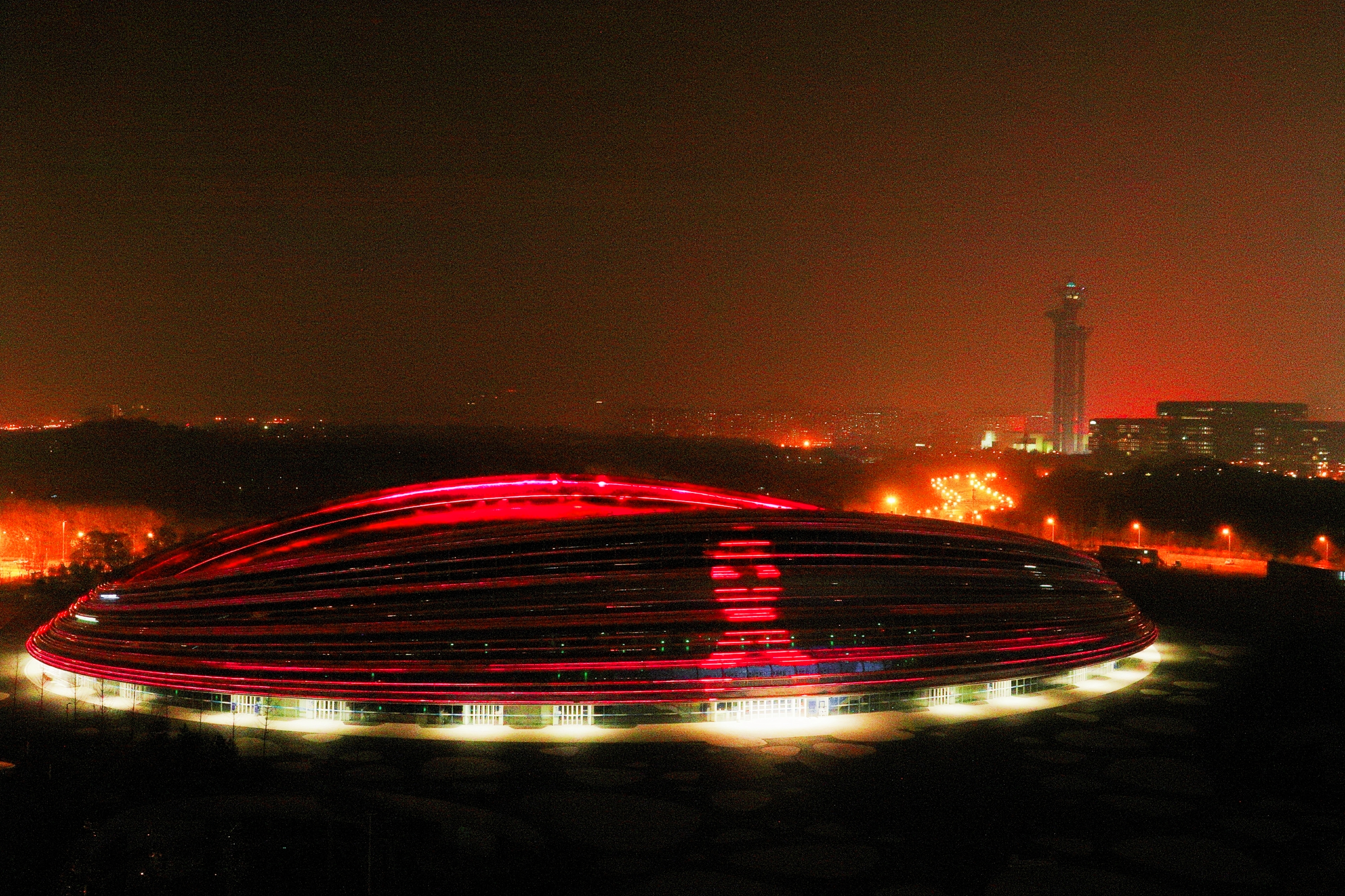 共抗艾滋，共享健康—國(guó)家速滑館與北京市紅十字會(huì)攜手開(kāi)展公益活動(dòng)